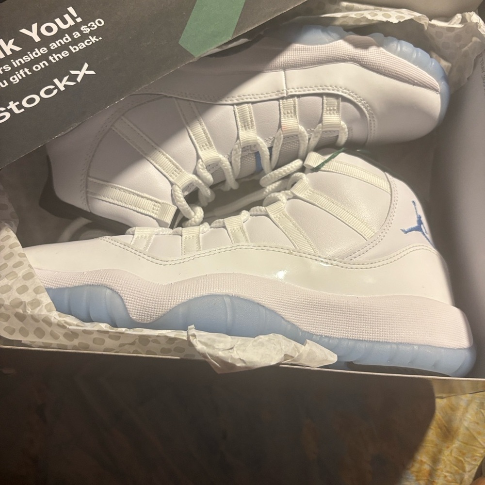 Nike Kids White and Light Blue Sneakers